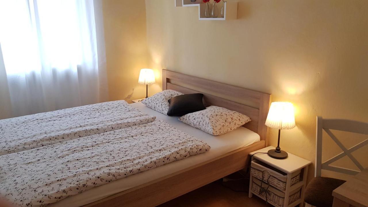 Apartman Lotos มิคูลอฟ ภายนอก รูปภาพ